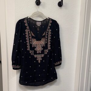 Anthropologie embroidered Black Women's Top